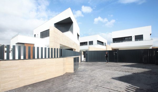 arquitecte-cambrils-roger-blasco-proyecto-arquitectura-obra-nueva-chalets-casas-modernas-unifamiliar-tarragona-salou-residencial-Rubik-10