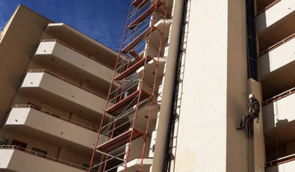proyecto-obra-rehabilitacion-edificio-fachada-salou-tarragona-arquitecto-roger-blasco proyecto-obra-rehabilitacion-edificio-fachada-salou-tarragona-arquitecto-roger-blasco